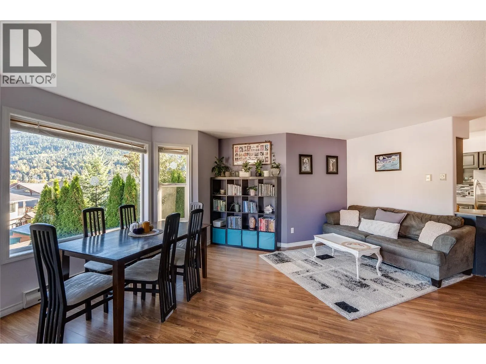 424 BEASLEY  W Crescent