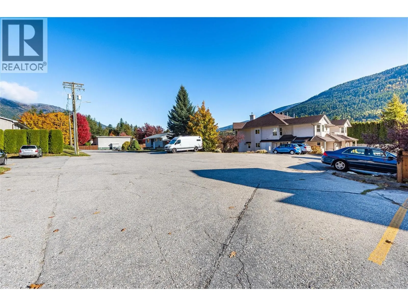 424 BEASLEY  W Crescent