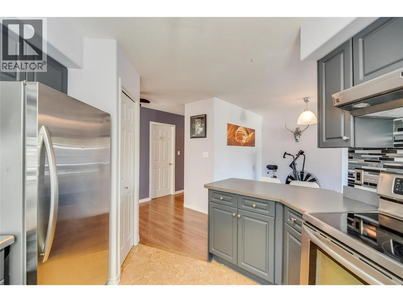 424 BEASLEY  W Crescent