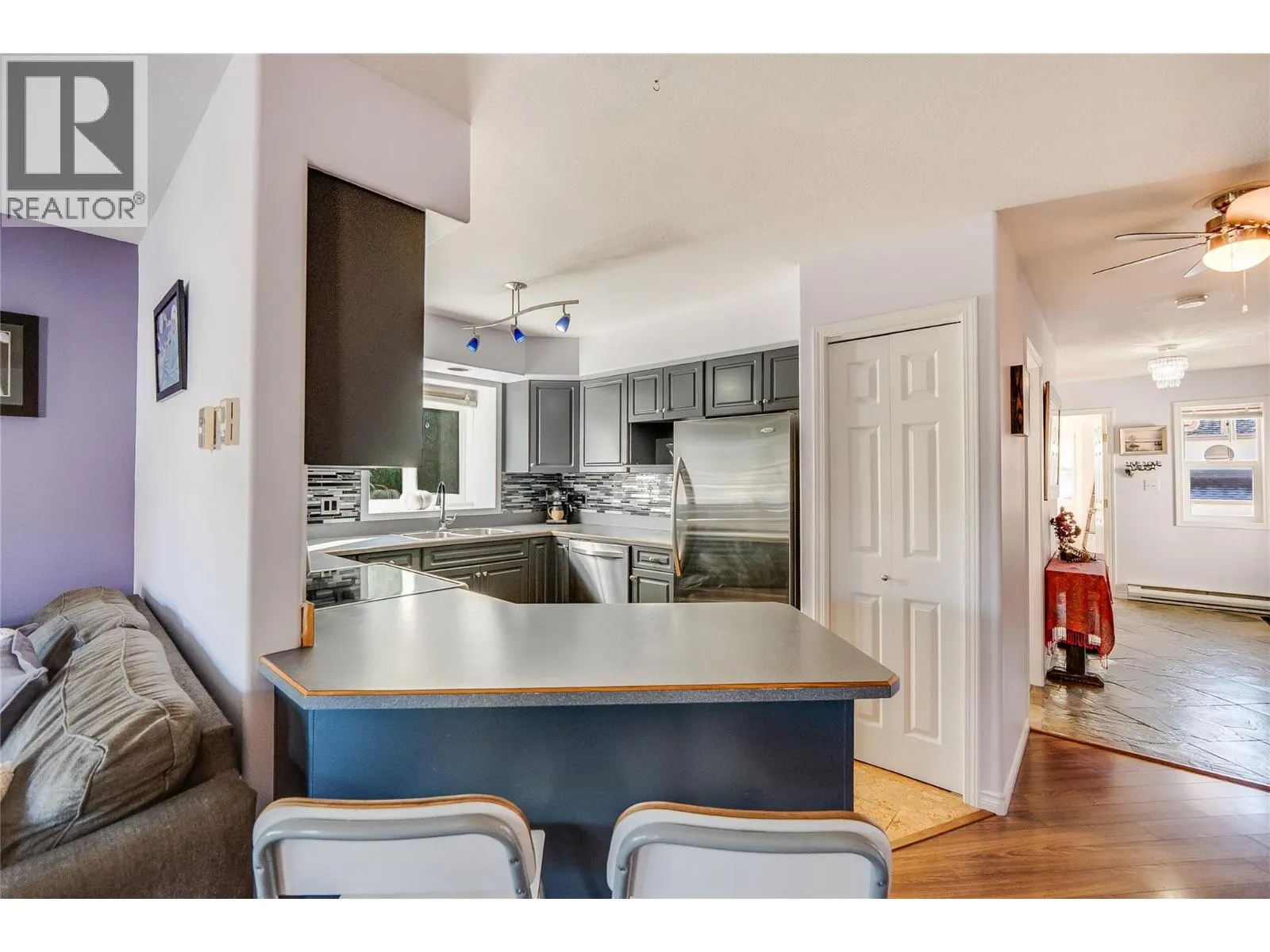424 BEASLEY  W Crescent