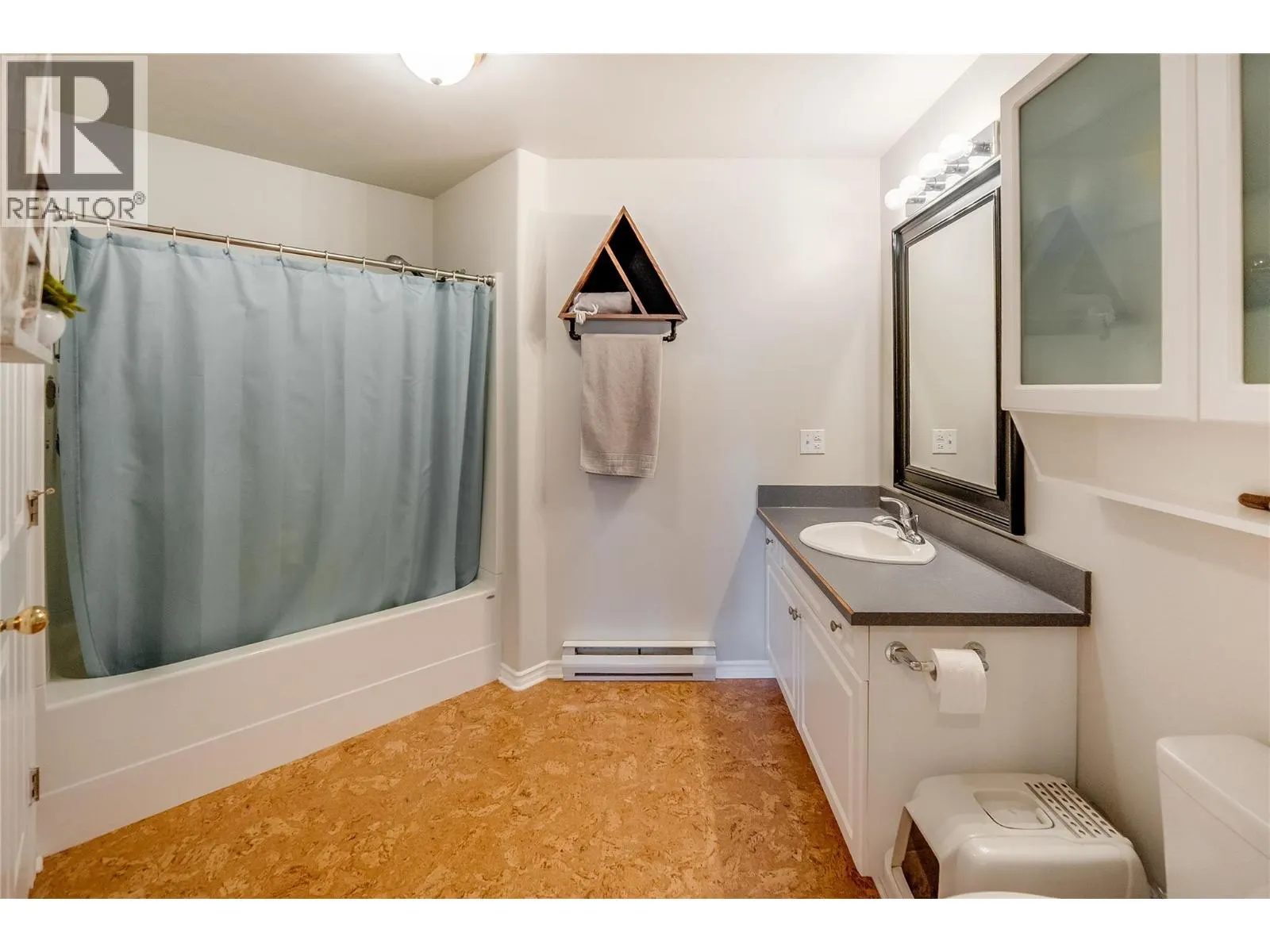 424 BEASLEY  W Crescent