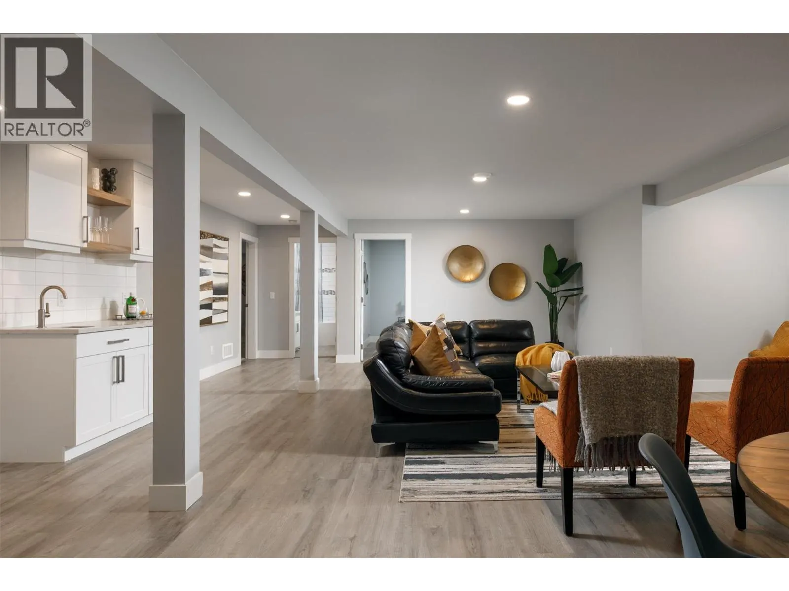 9592 Benchland Drive