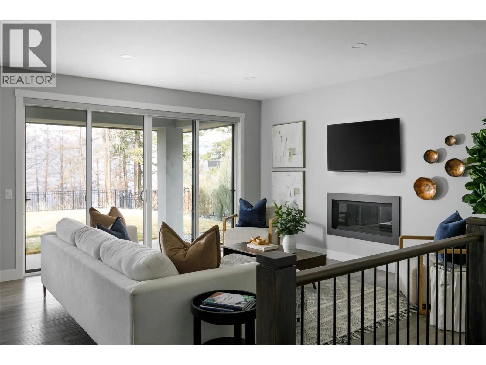 9592 Benchland Drive