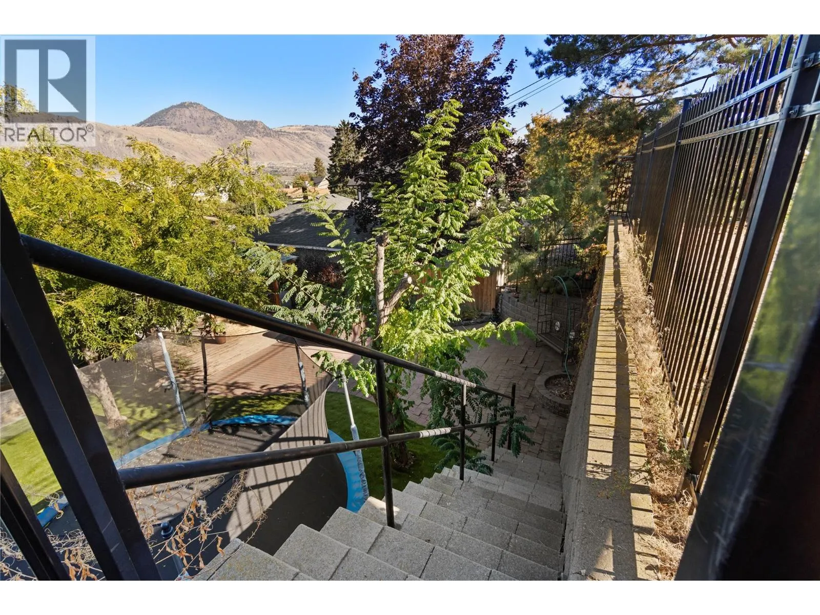 635 DOUGLAS Street