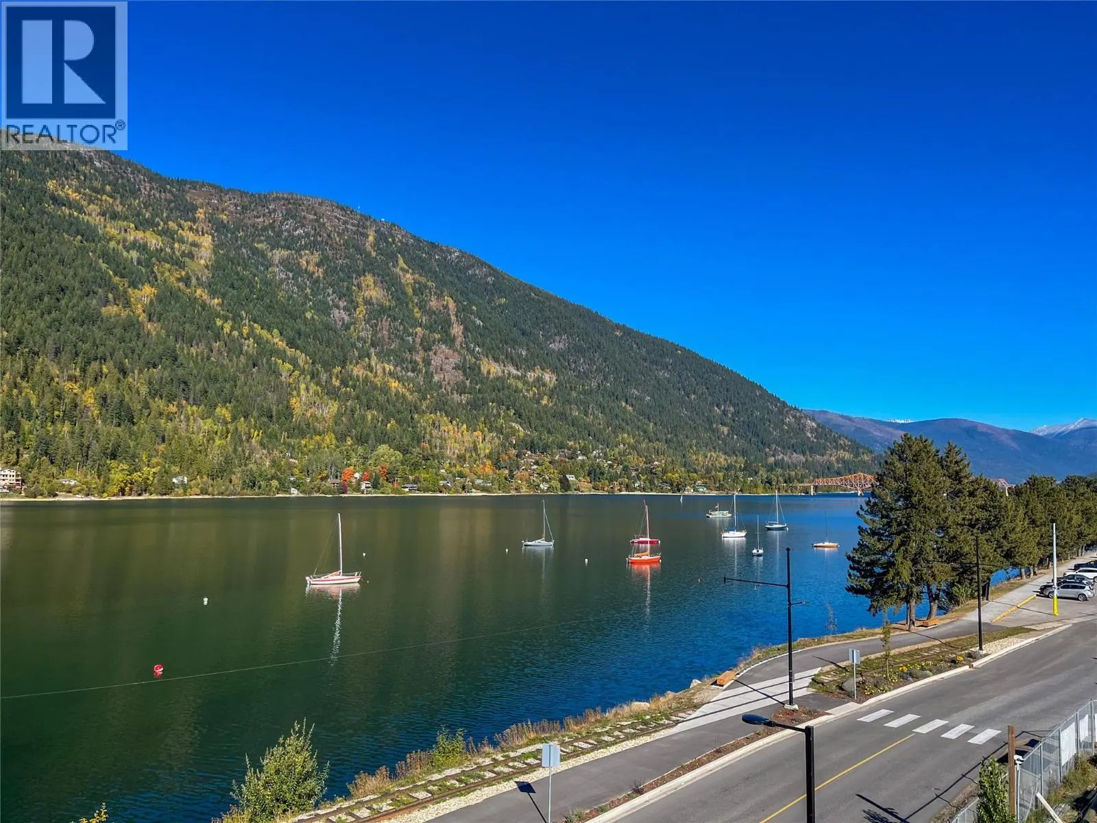 920 Lakeside Drive Unit# 313