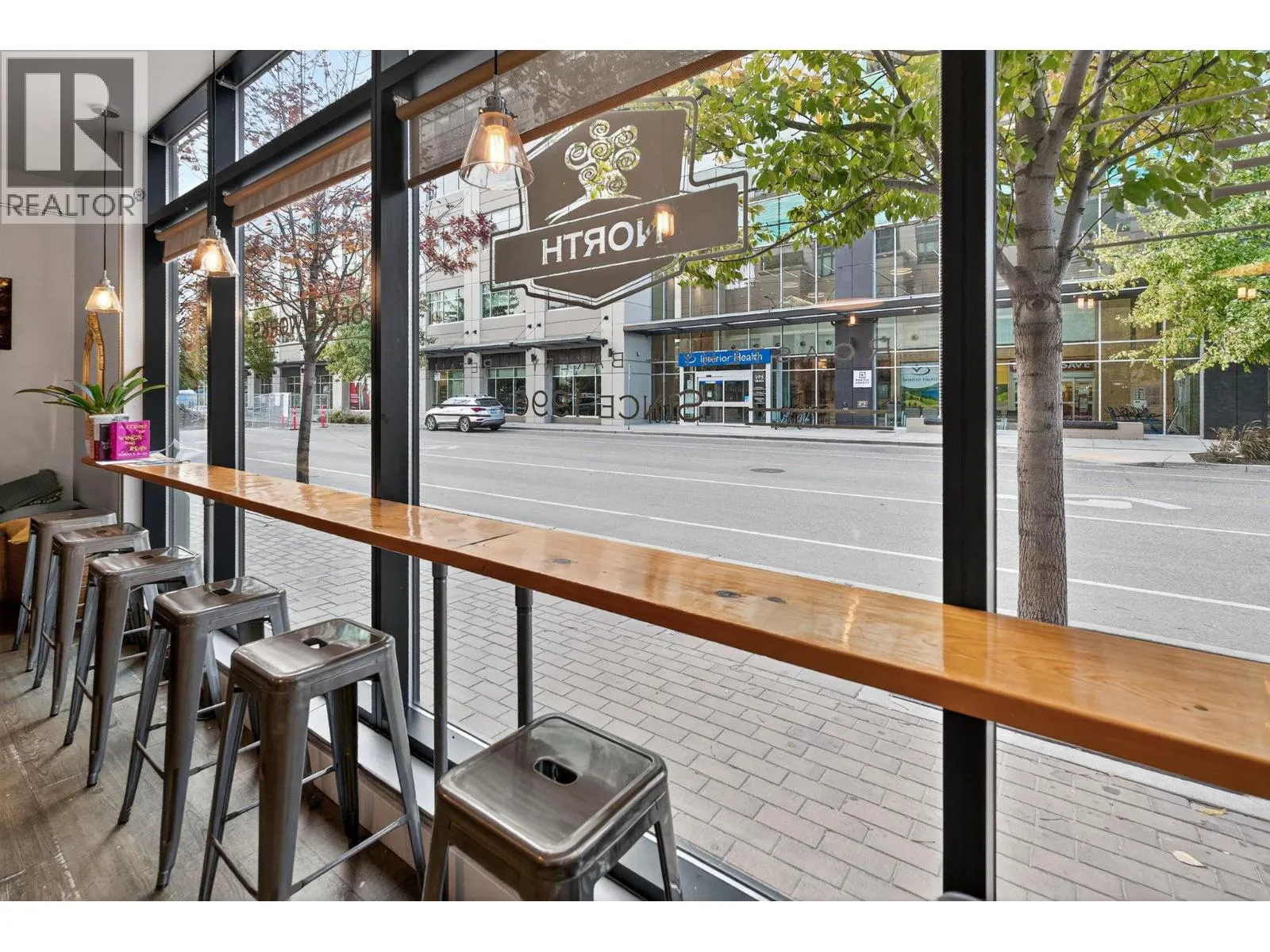 1615 Dickson Avenue Unit# 100