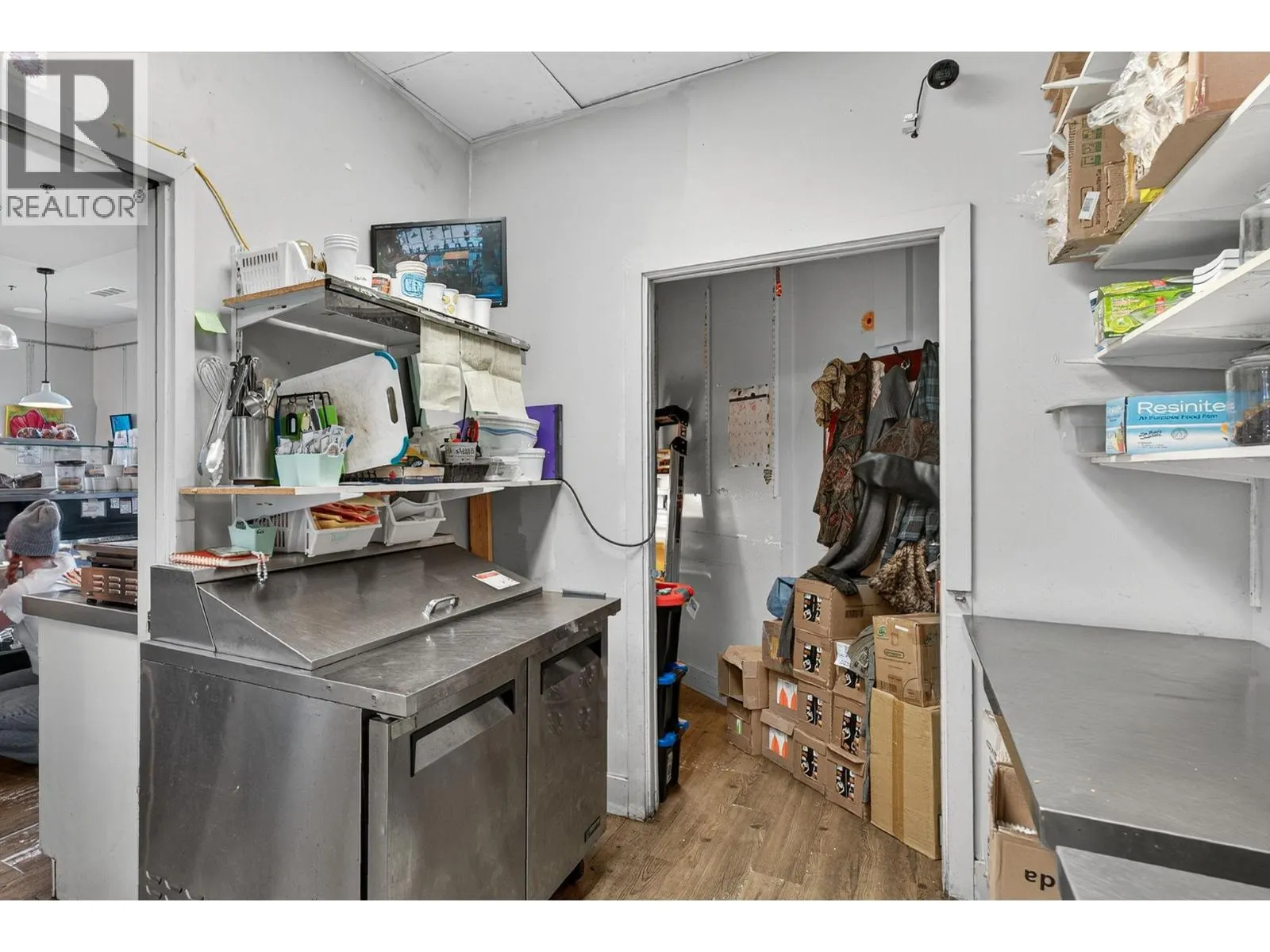 1615 Dickson Avenue Unit# 100