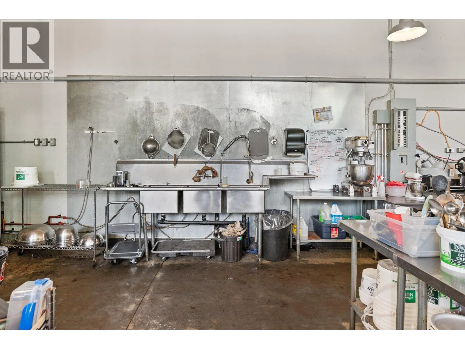 1615 Dickson Avenue Unit# 100