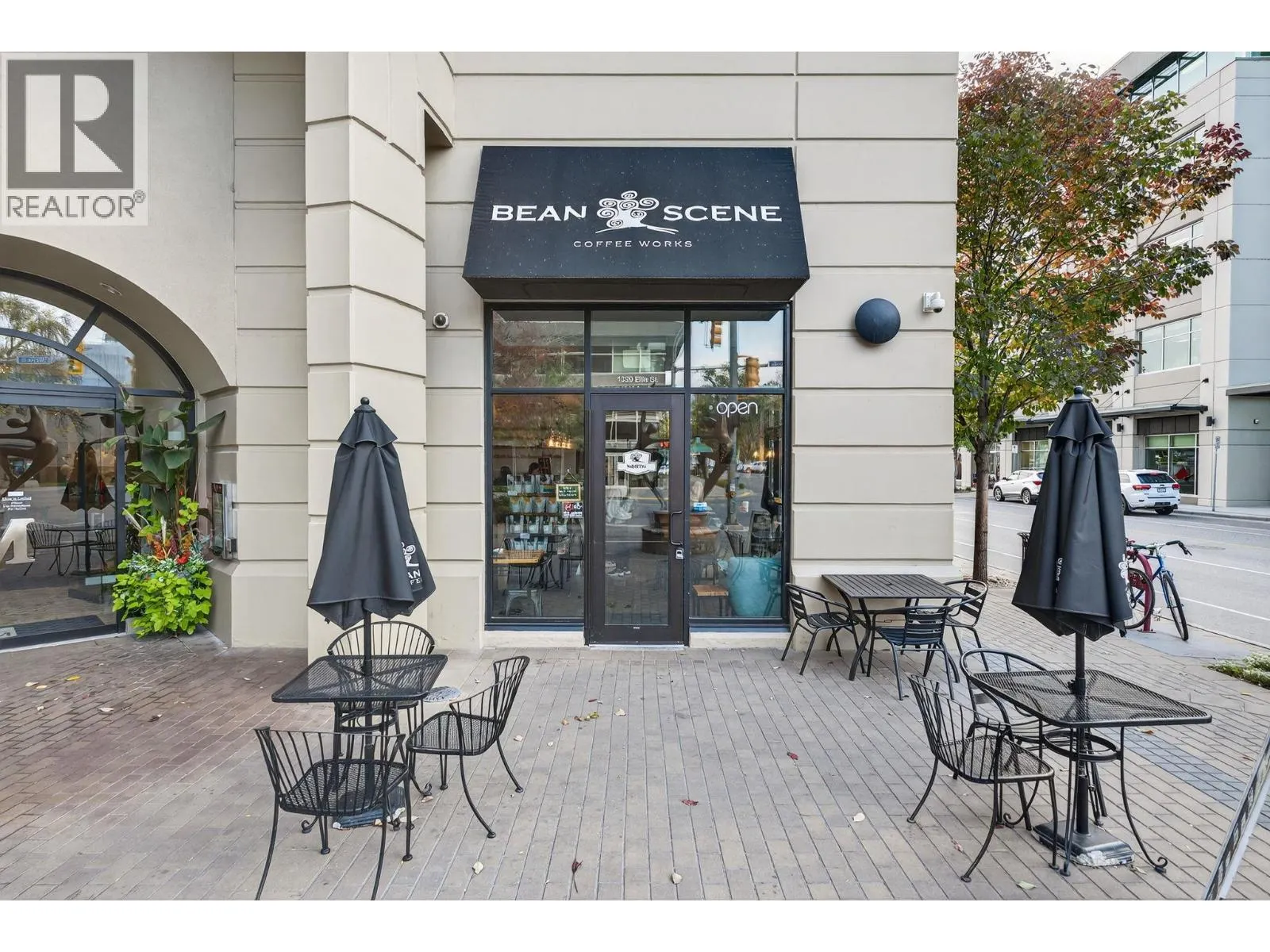 1615 Dickson Avenue Unit# 100