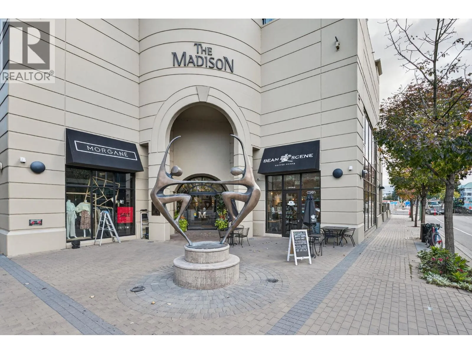 1615 Dickson Avenue Unit# 100