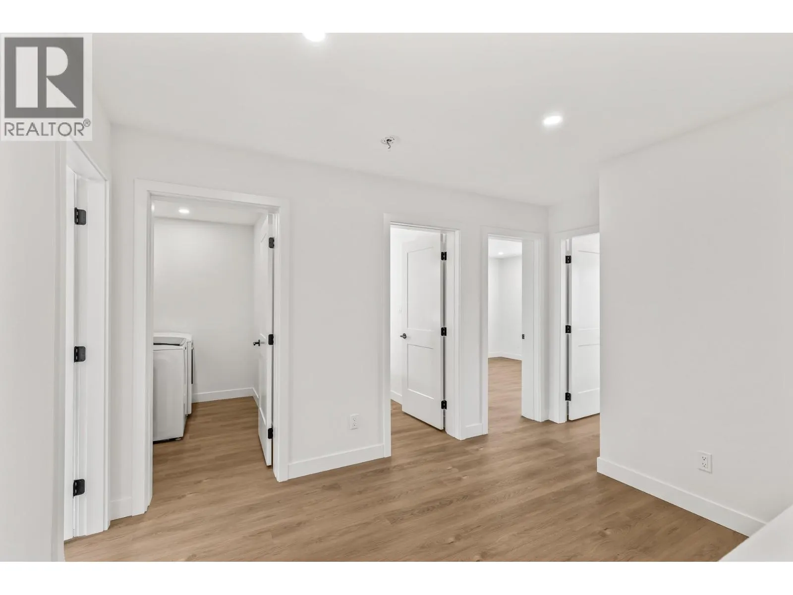 5011 TOWGOOD Place Unit# 103