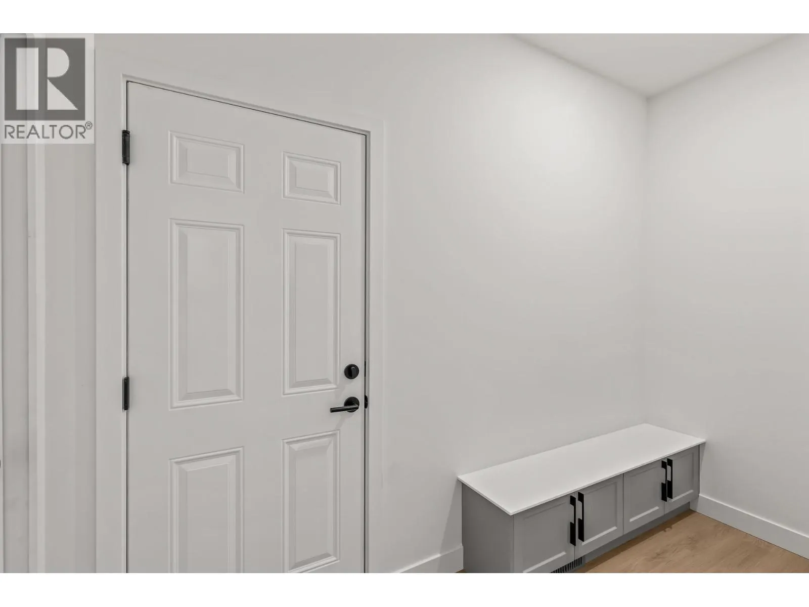 5011 TOWGOOD Place Unit# 103