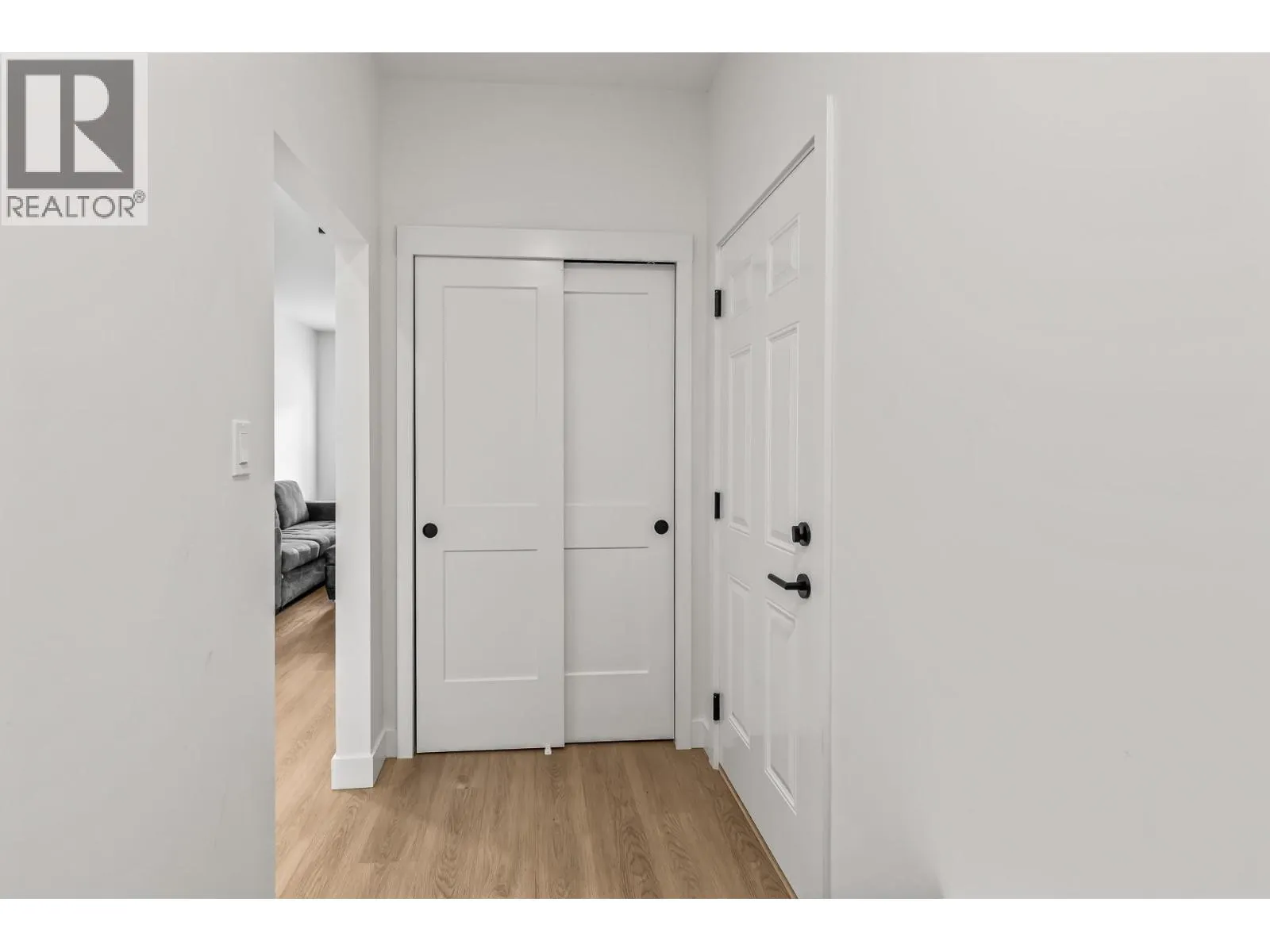 5011 TOWGOOD Place Unit# 103