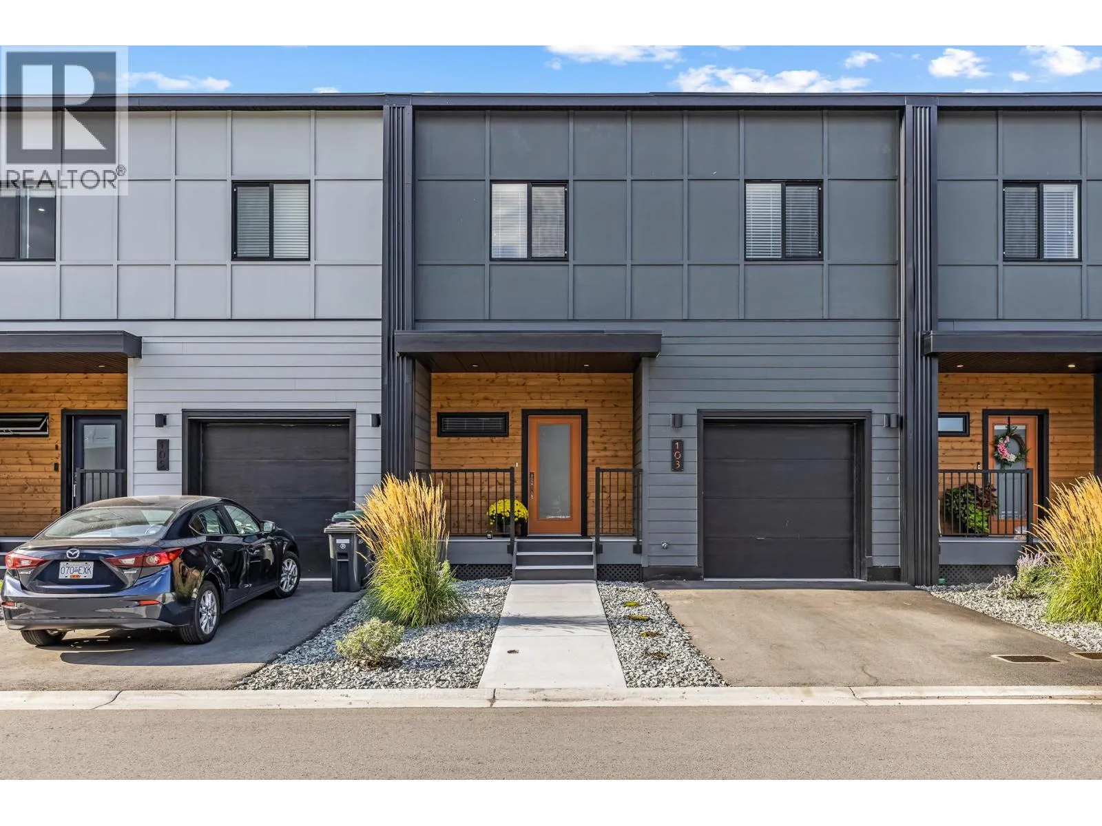5011 TOWGOOD Place Unit# 103