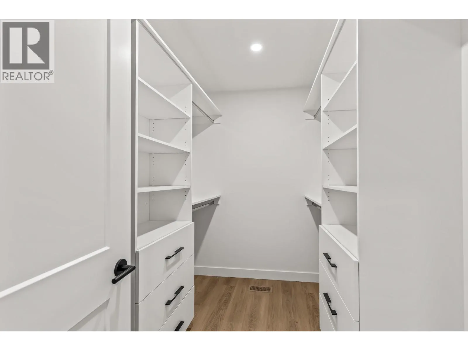 5011 TOWGOOD Place Unit# 103