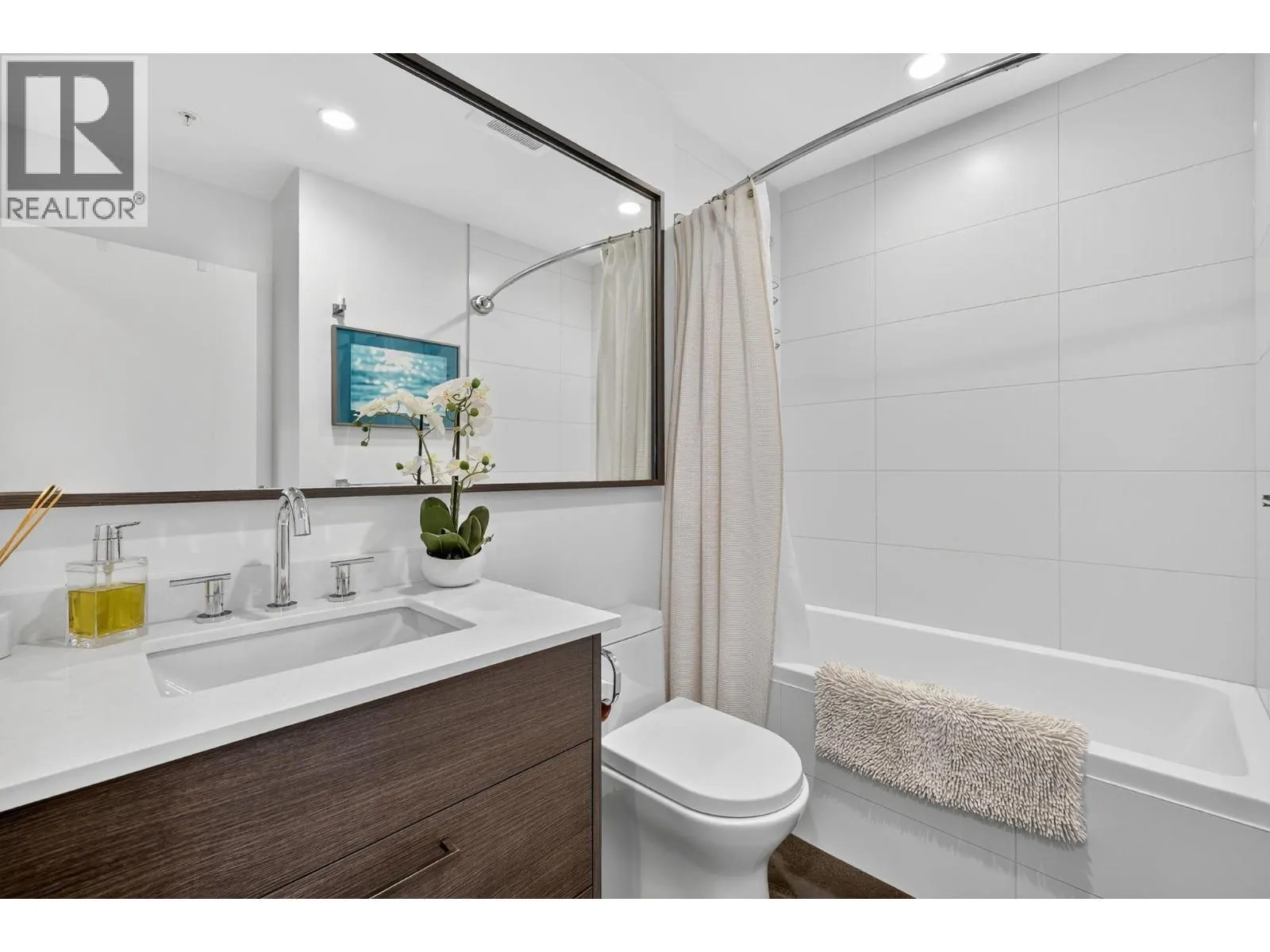 1191 SUNSET Drive Unit# 1605