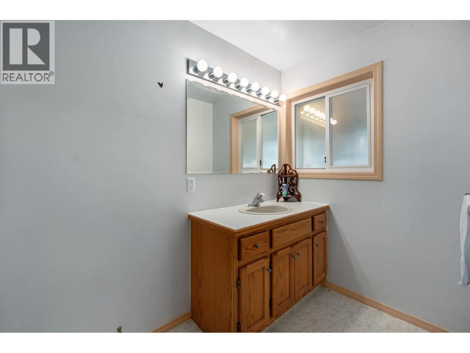 3816 Petit Creek Road