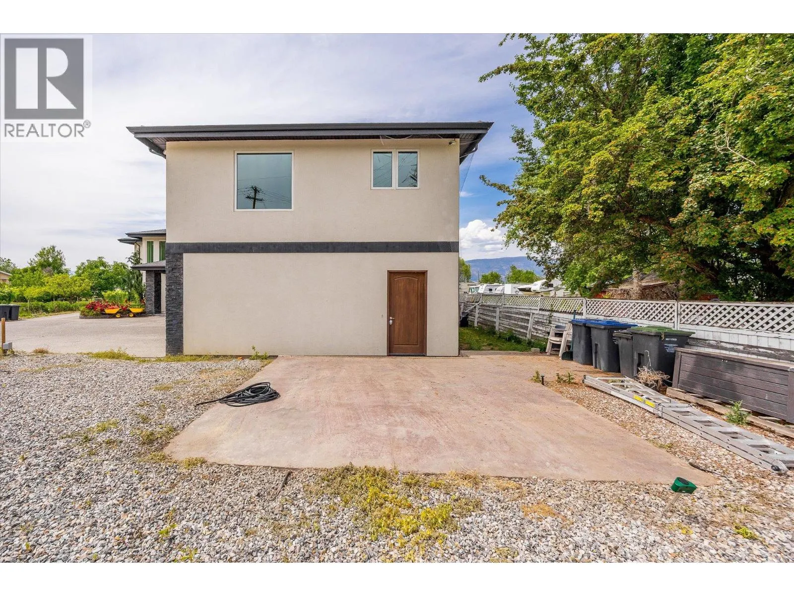 3666 Benvoulin Road