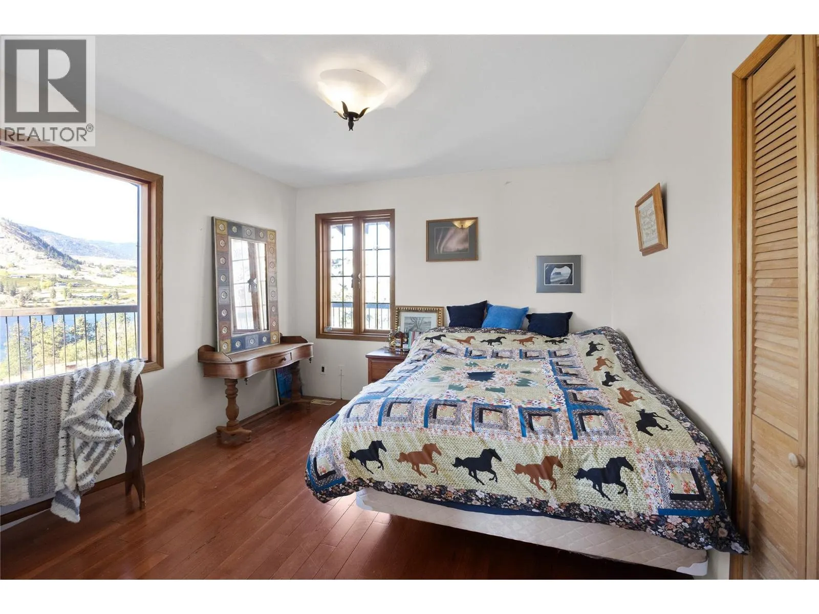 518 Sunny Bay Road