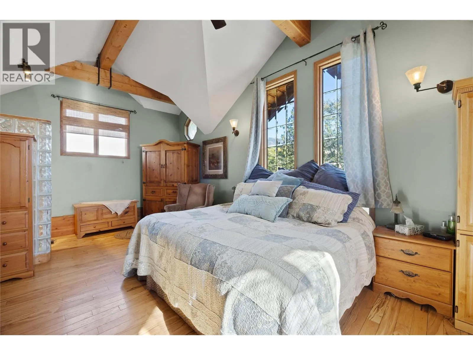 518 Sunny Bay Road