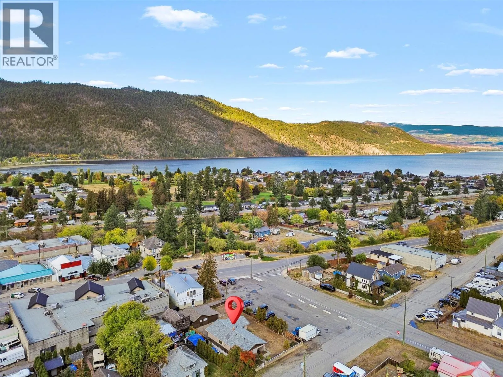 834 Sicamous Avenue