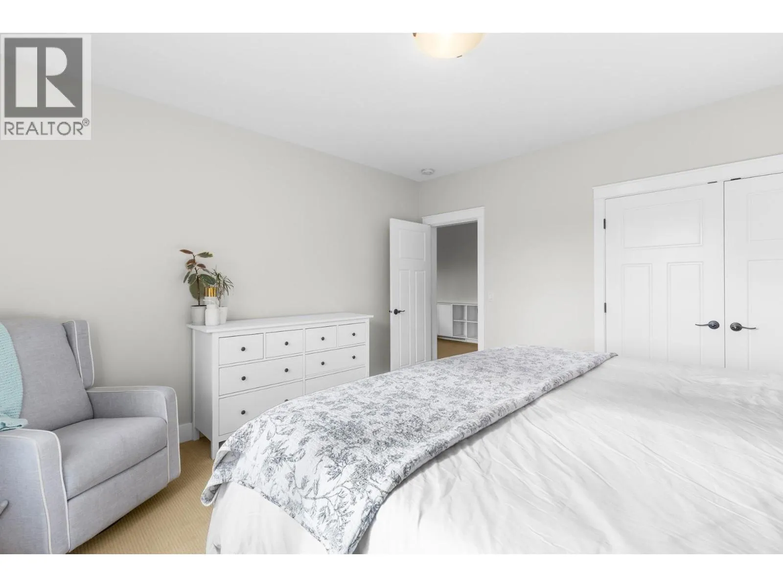 2555 Tallus Ridge Drive