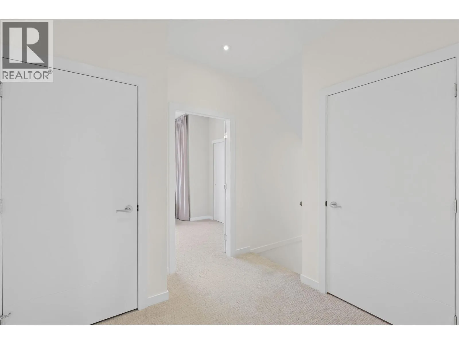 1395 PRAIRIE ROSE Drive Unit# 18