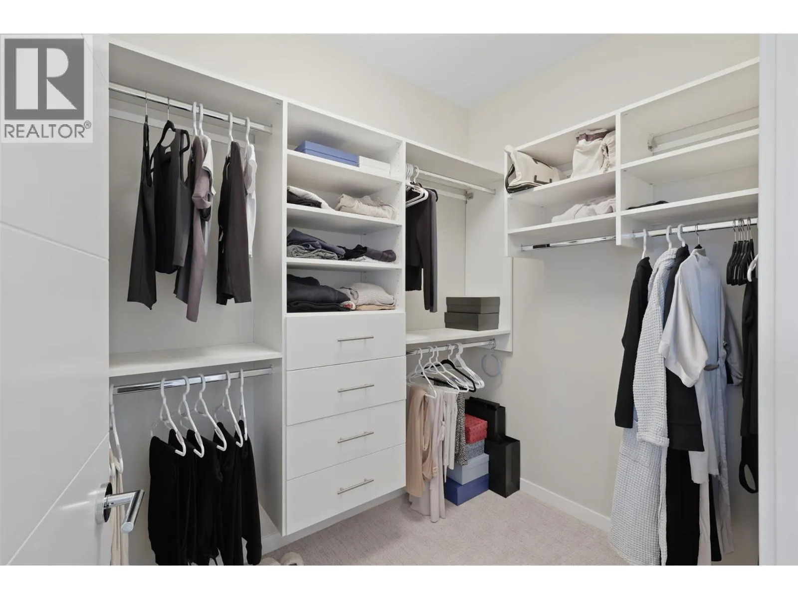 1395 PRAIRIE ROSE Drive Unit# 18