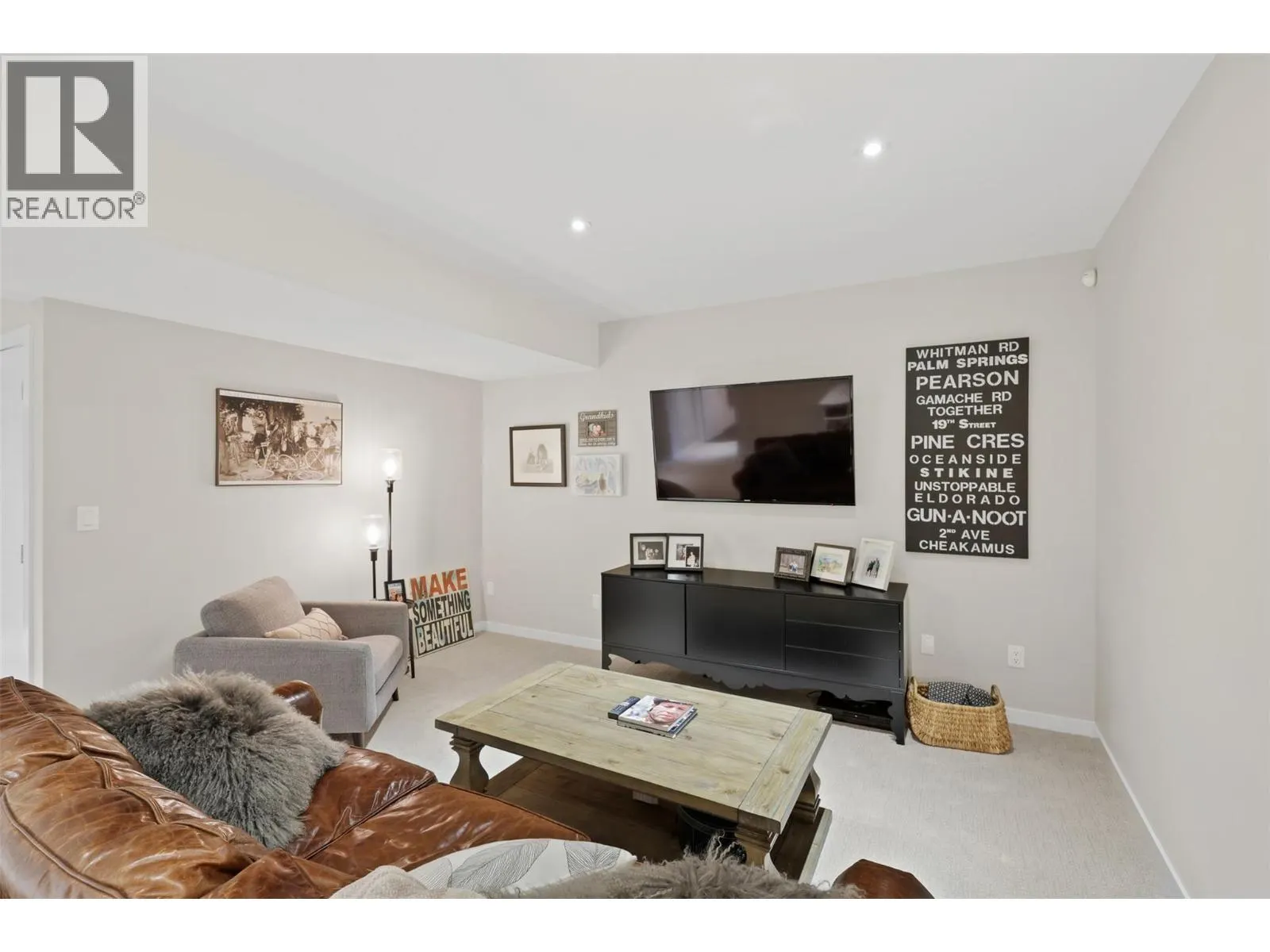 1395 PRAIRIE ROSE Drive Unit# 18