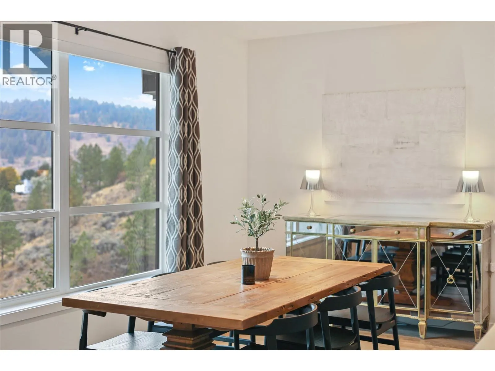 1395 PRAIRIE ROSE Drive Unit# 18