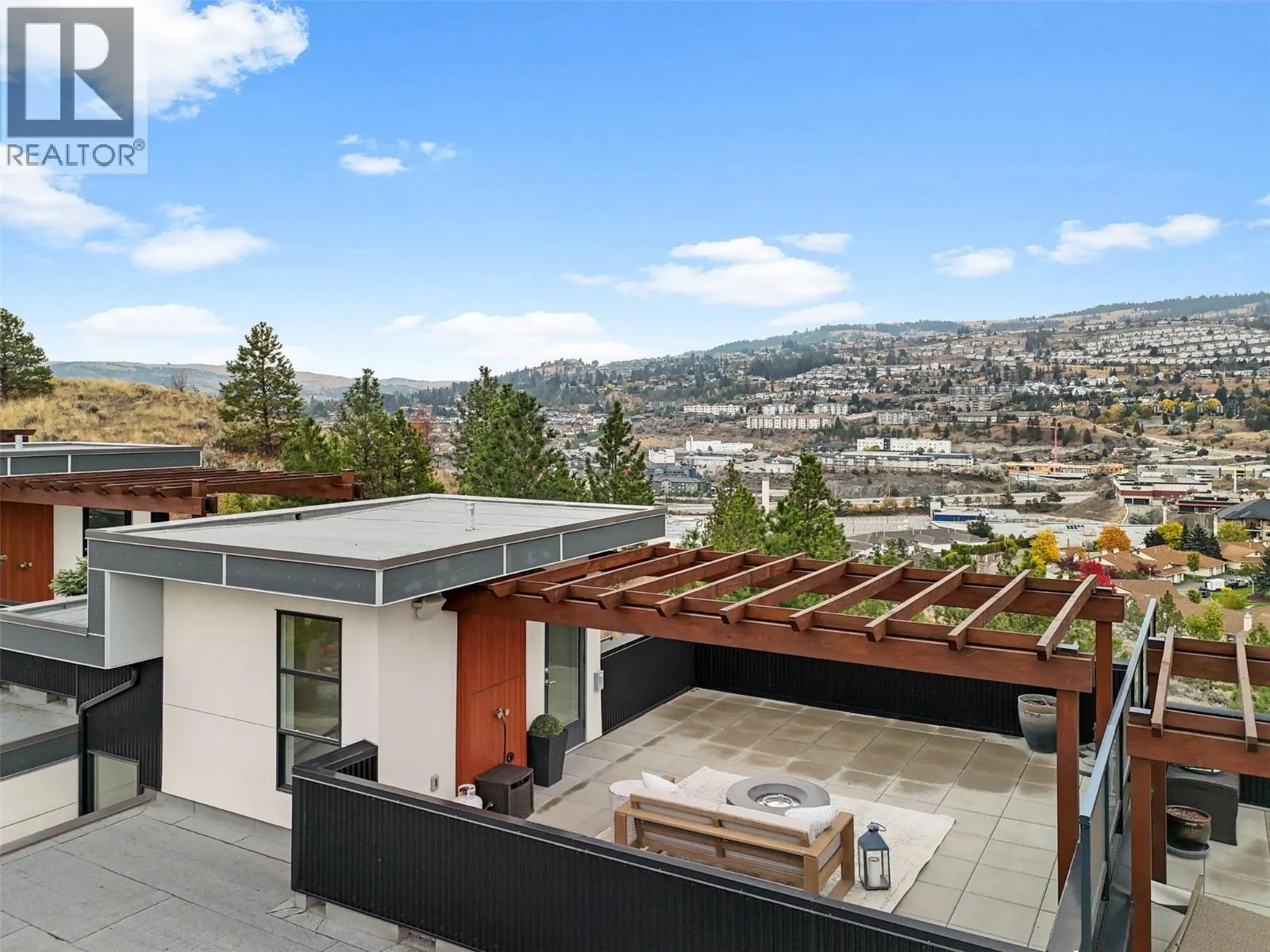 1395 PRAIRIE ROSE Drive Unit# 18