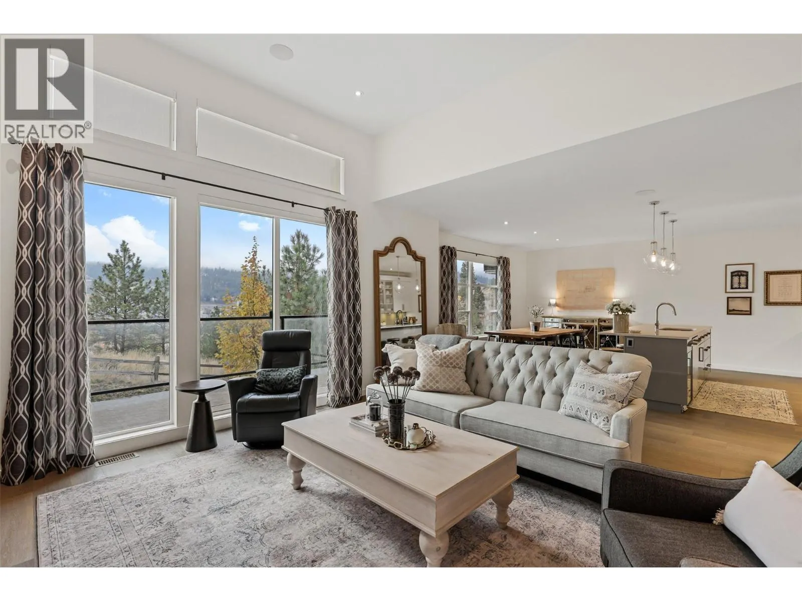 1395 PRAIRIE ROSE Drive Unit# 18