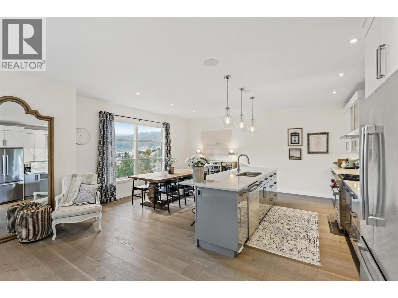 1395 PRAIRIE ROSE Drive Unit# 18