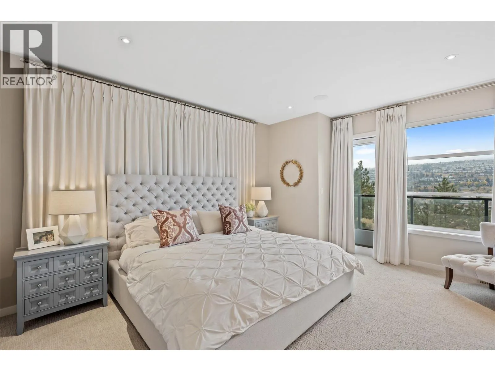 1395 PRAIRIE ROSE Drive Unit# 18