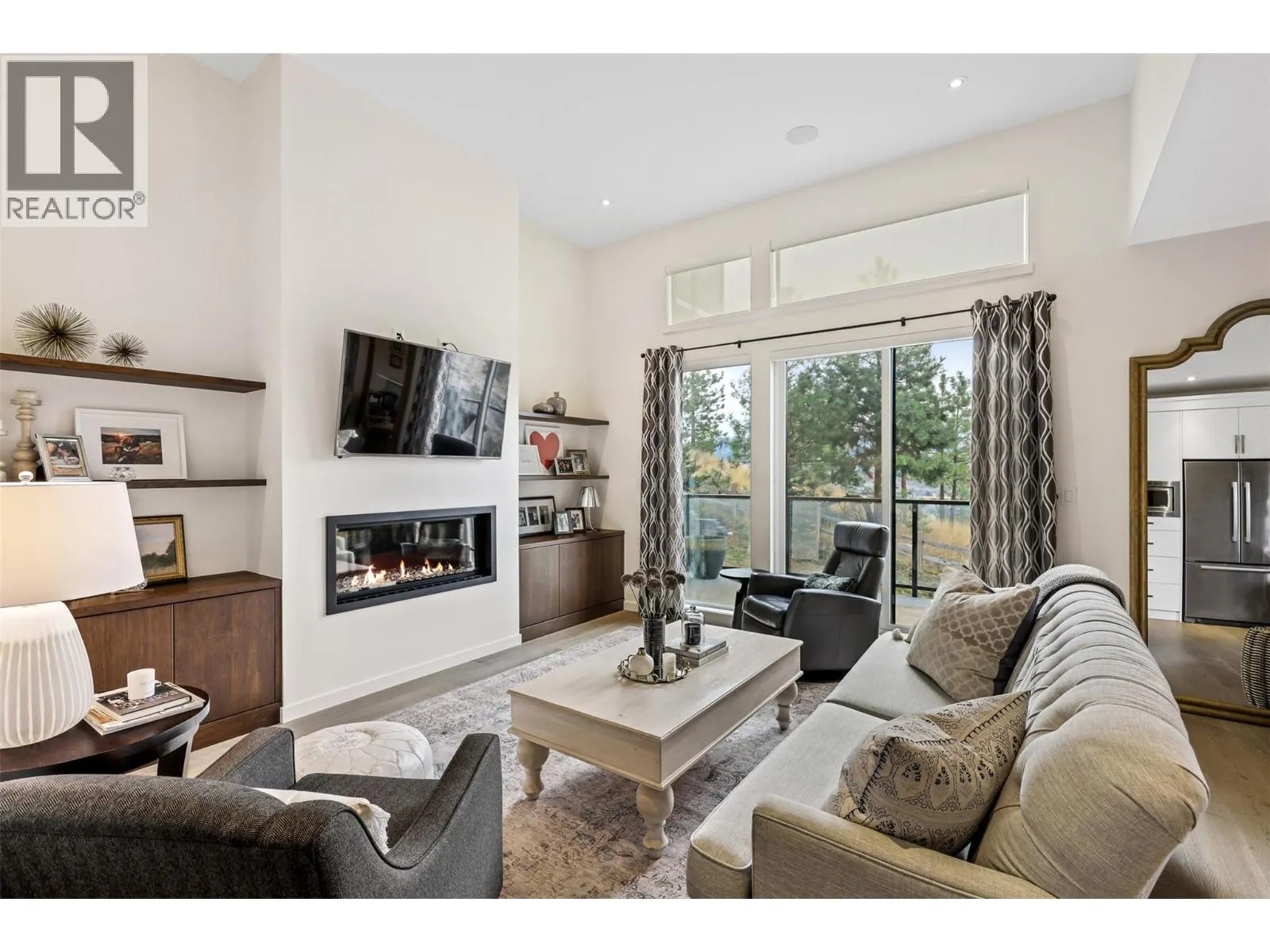 1395 PRAIRIE ROSE Drive Unit# 18