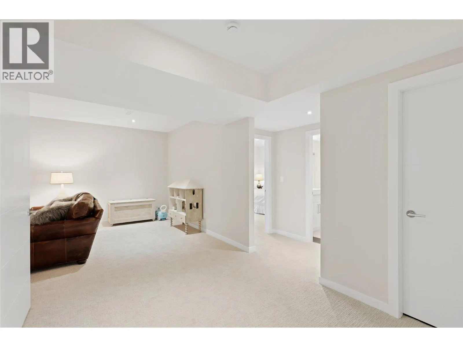 1395 PRAIRIE ROSE Drive Unit# 18