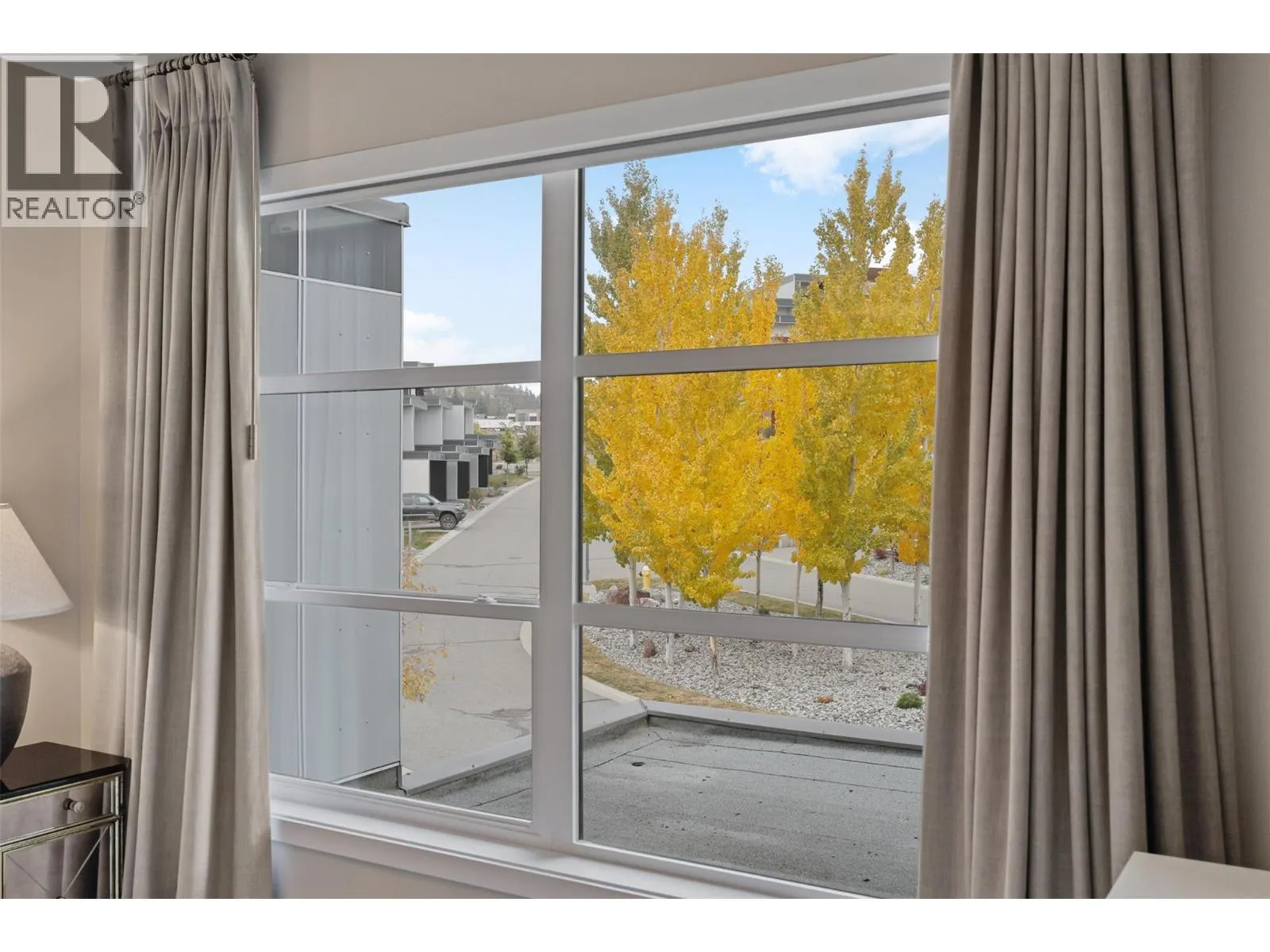 1395 PRAIRIE ROSE Drive Unit# 18