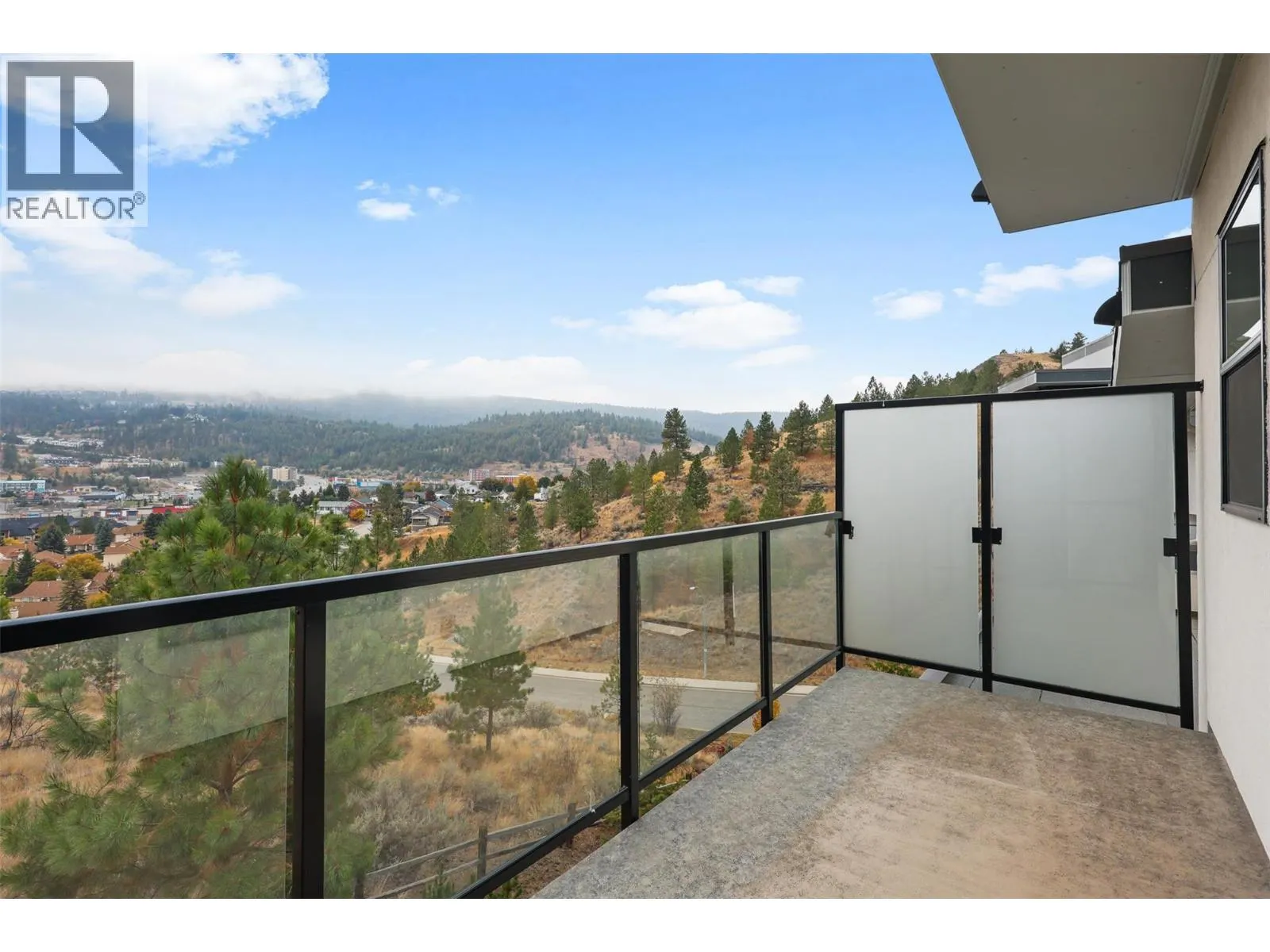 1395 PRAIRIE ROSE Drive Unit# 18