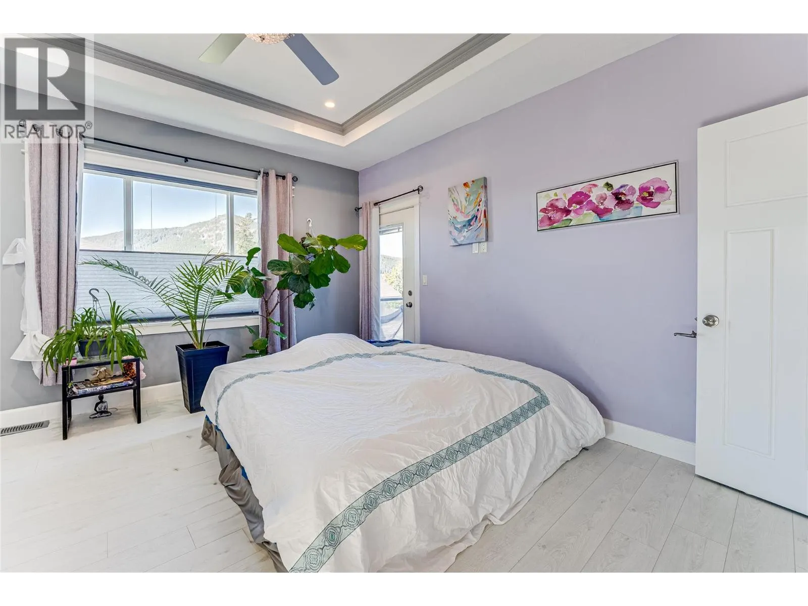 2485 Hornby Terrace