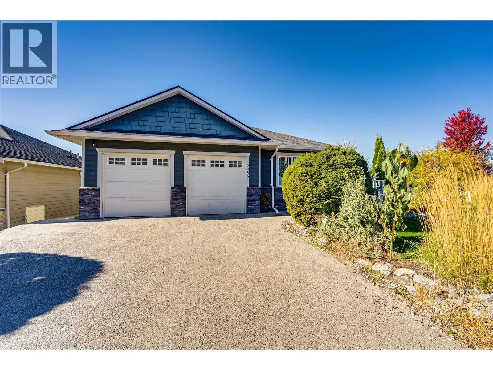 2485 Hornby Terrace