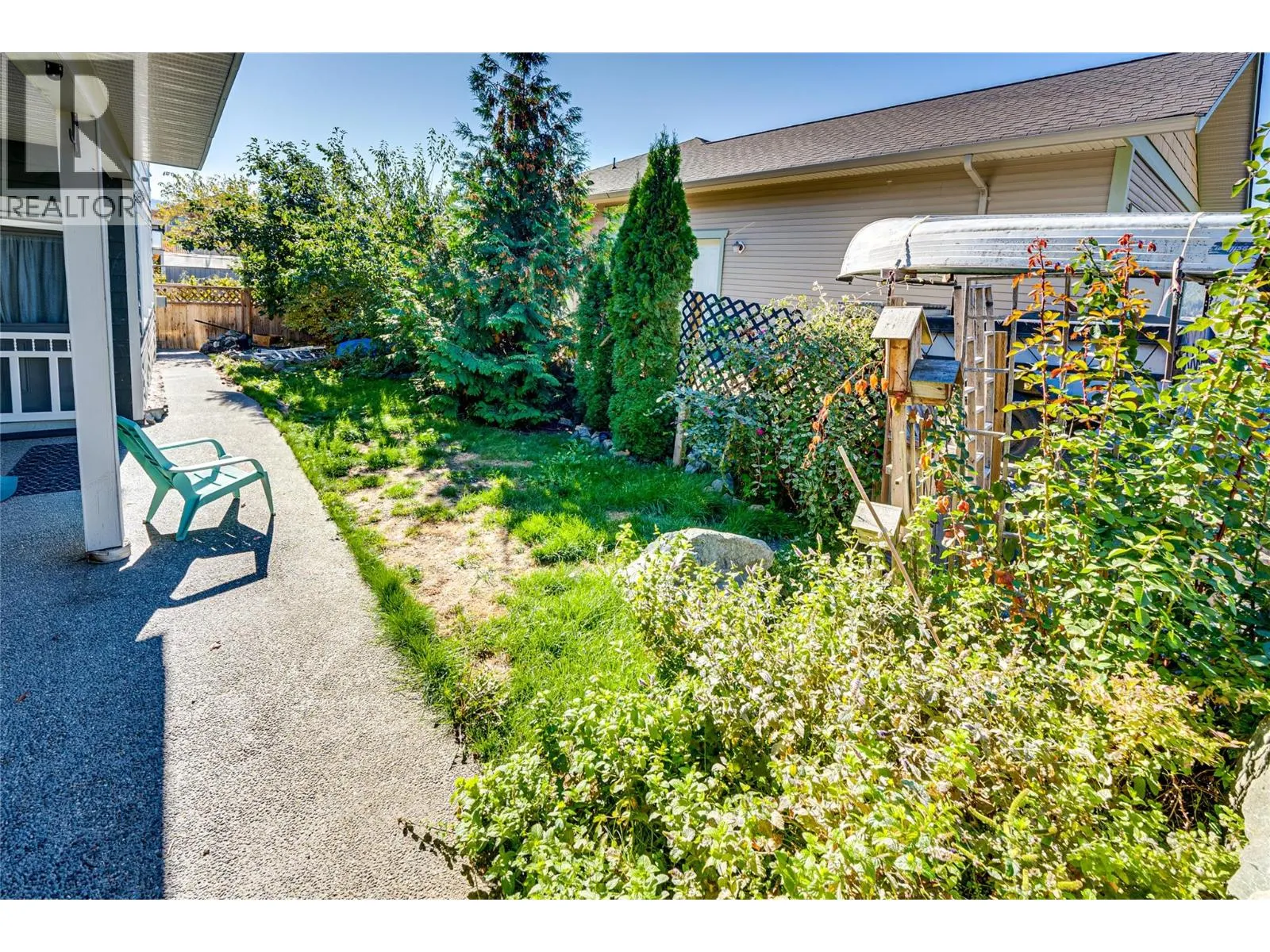 2485 Hornby Terrace