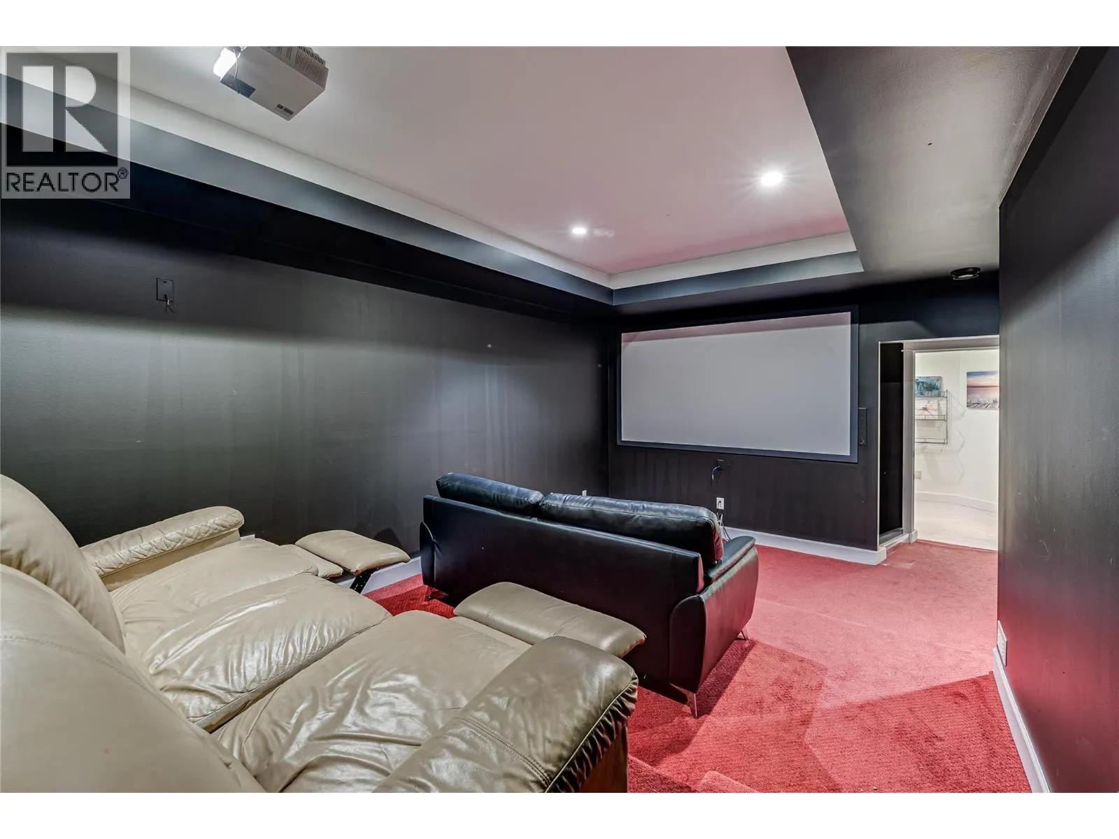 2485 Hornby Terrace