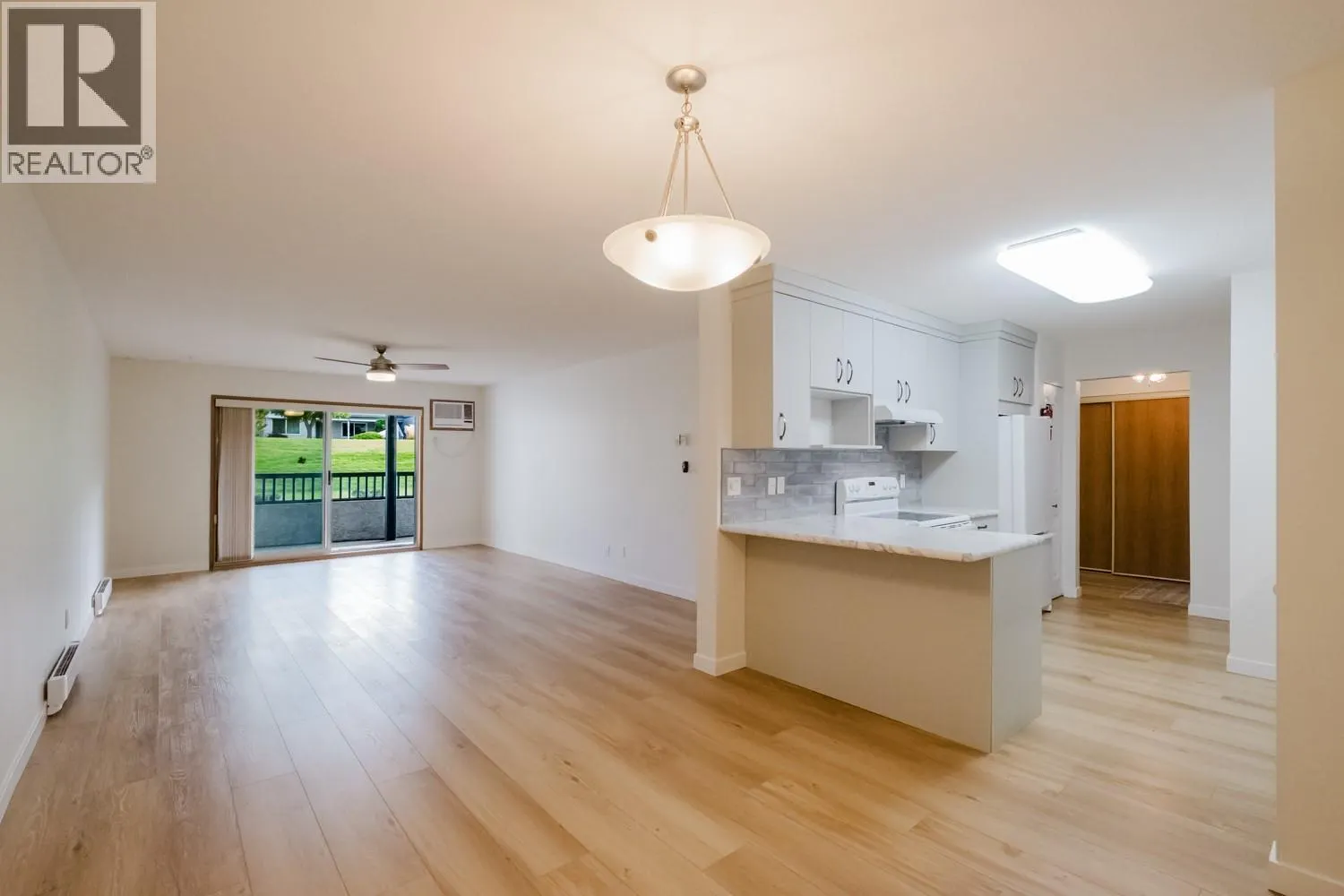 262 KINNEY Avenue Unit# 104