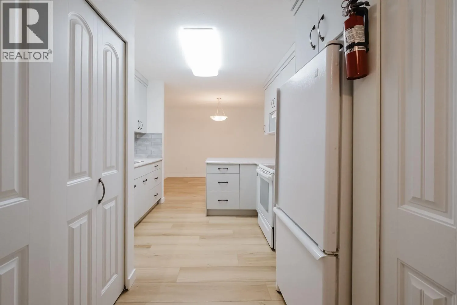 262 KINNEY Avenue Unit# 104