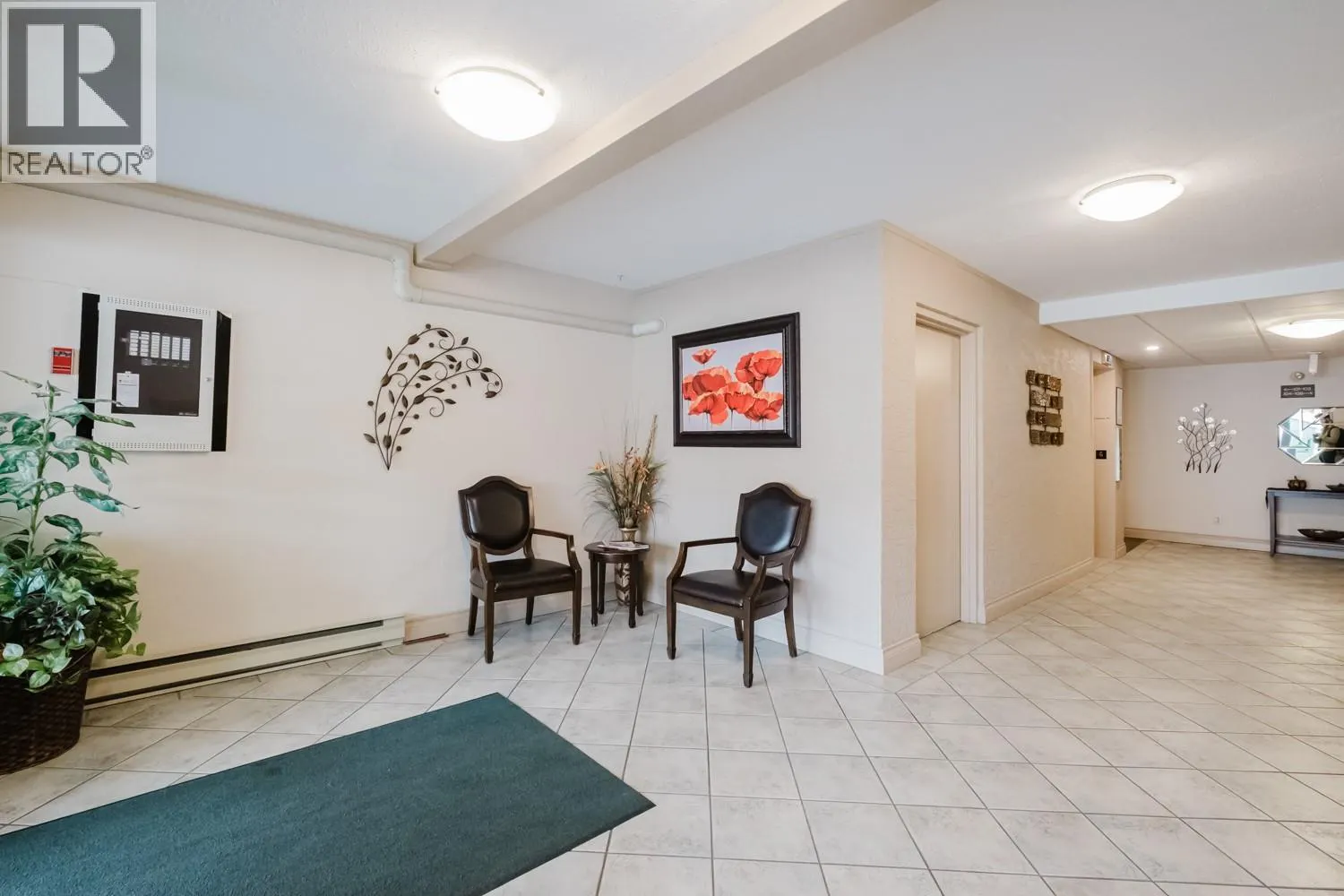 262 KINNEY Avenue Unit# 104