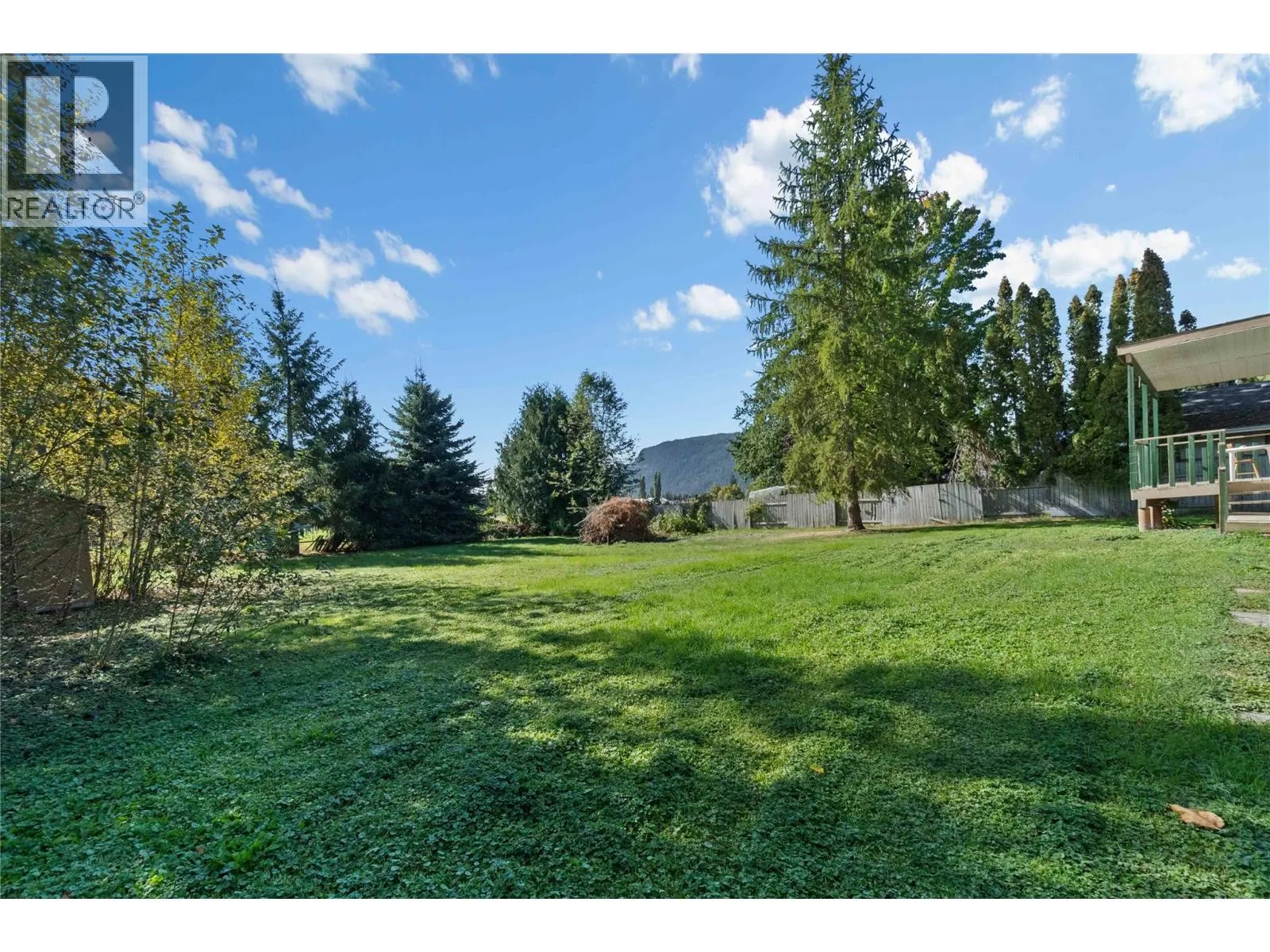 1245 Maclean Mcpherson Road