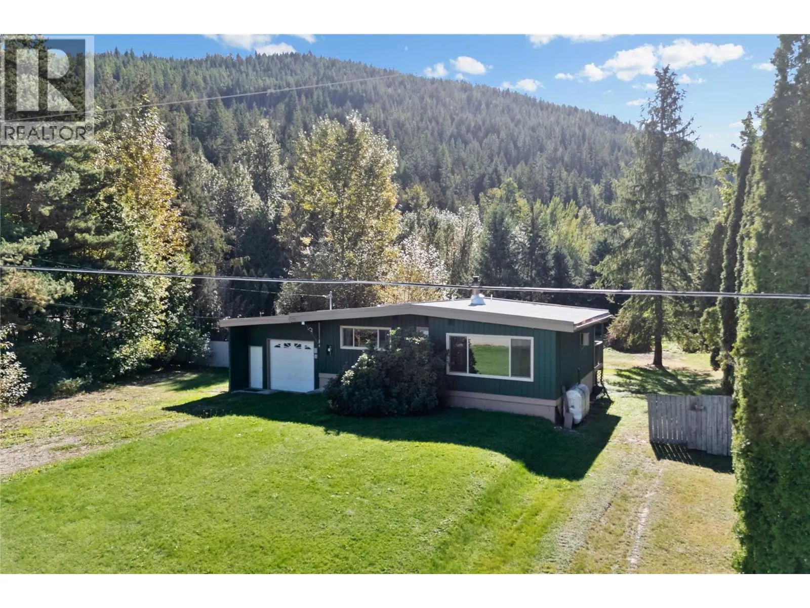 1245 Maclean Mcpherson Road