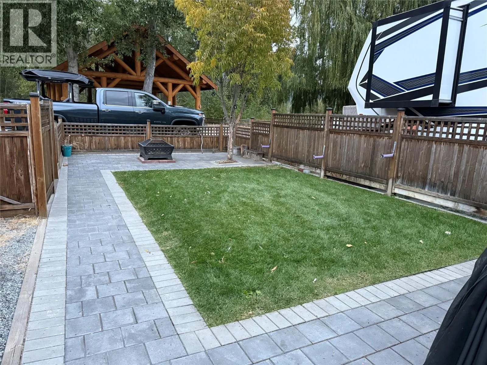 55 Cottonwood Drive N