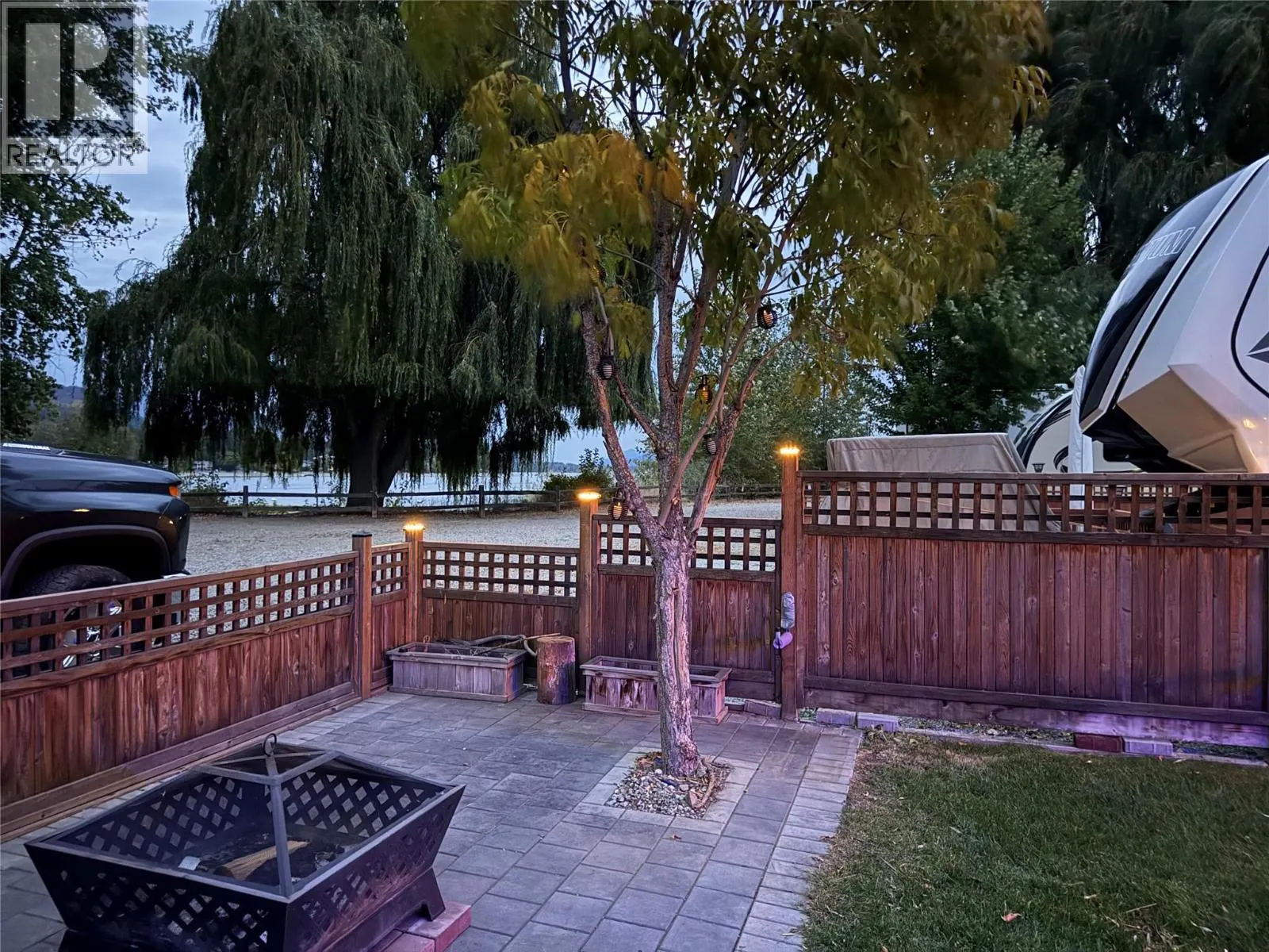 55 Cottonwood Drive N