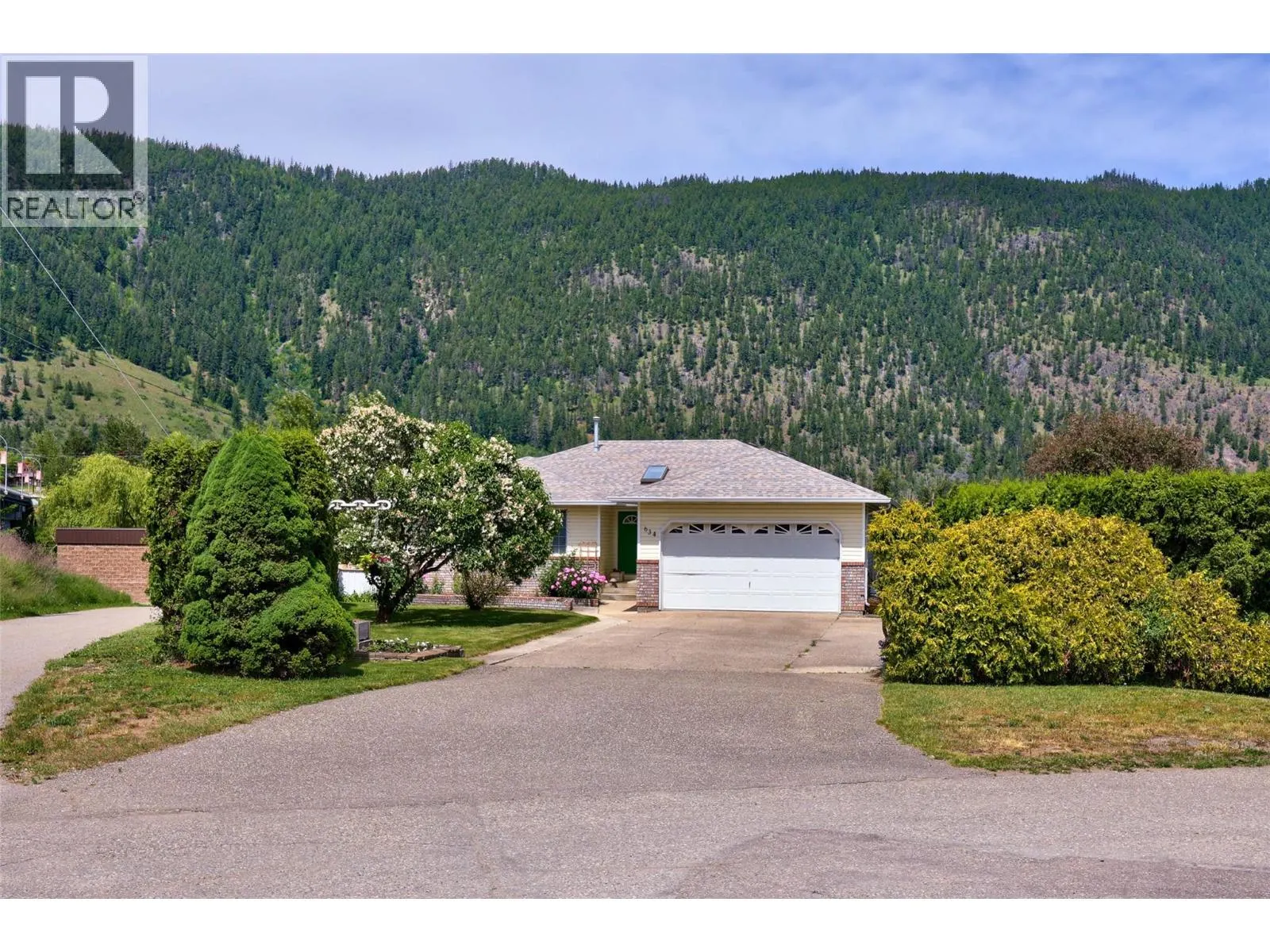 634 Hysop Place